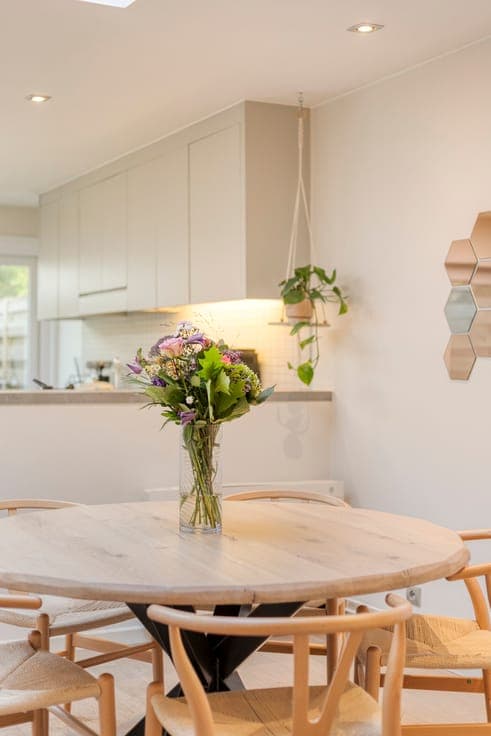 Ready-to-move house with garden in the heart of Kortrijk