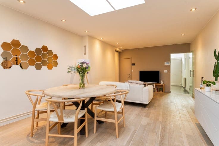 Ready-to-move house with garden in the heart of Kortrijk
