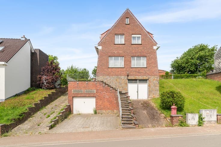 Detached house with large garden in Sterrebeek