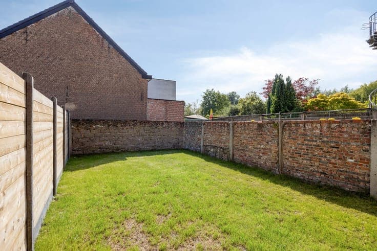 Instapklare woning met zonnige tuin!