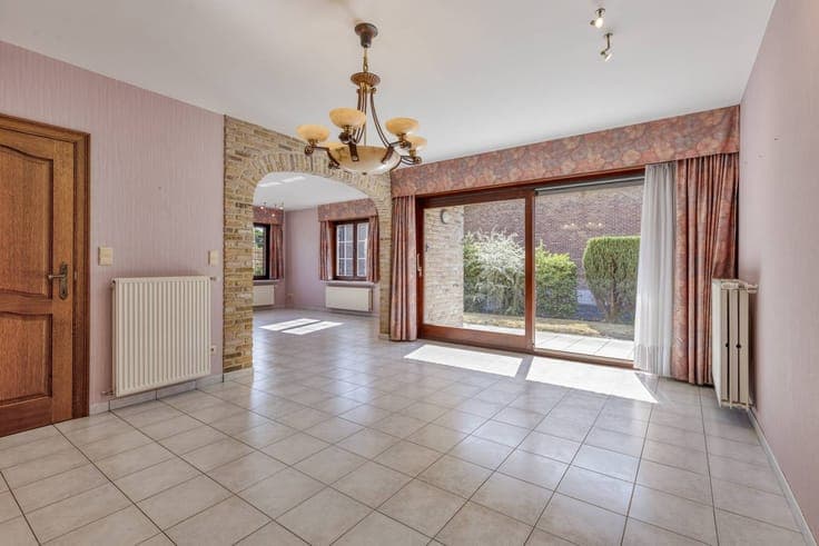 Spacious detached house for sale in Dudzele