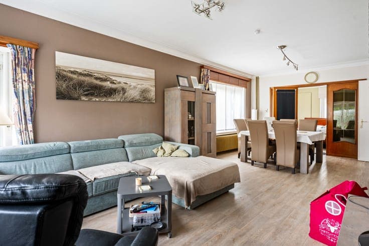 3-bedroom house to renovate on a 1,280 m² plot in Putte
