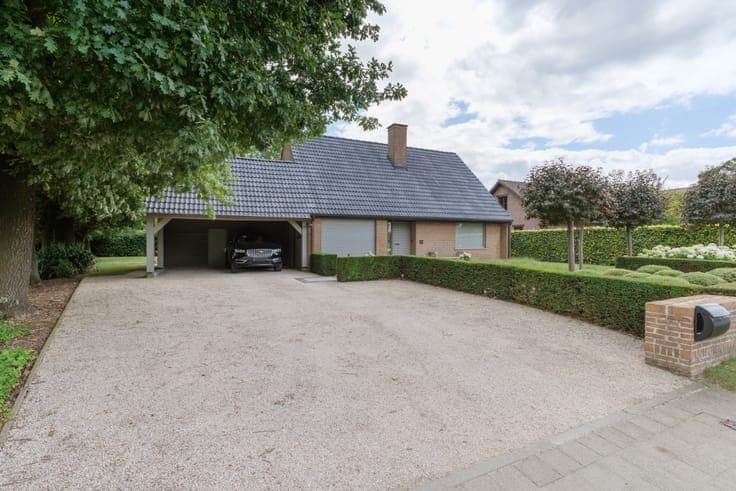 House in Sint-Kruiswinkel