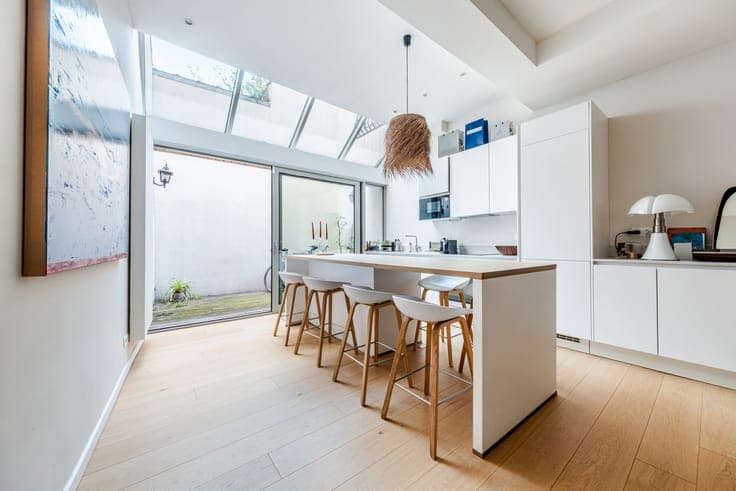 Charming Townhouse - Sablon