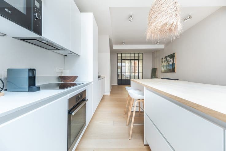 Charming Townhouse - Sablon