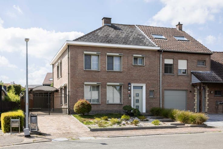House in Haaltert