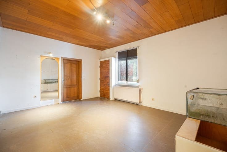 Woning met loods van 150m² te Opstal!