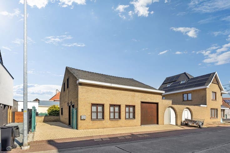 House in Zandbergen