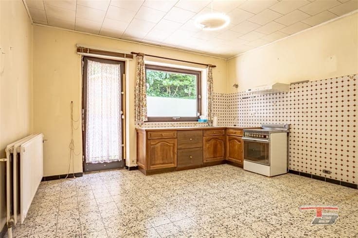 Villa de plain-pied dans un quartier résidentiel proche du c