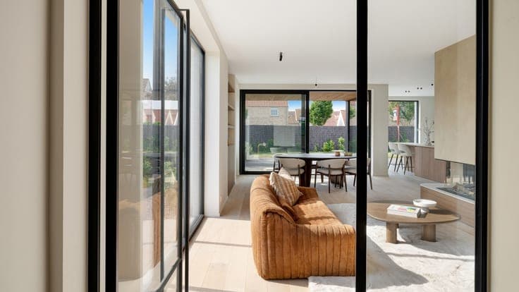Alleenstaande nieuwbouwvilla uitgerust met alle moderne t...