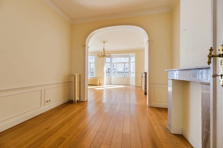 Montgomery townhouse, ideal space for professional practice