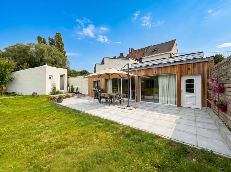 Superbe maison entièrement rénovée avec grand jardin !