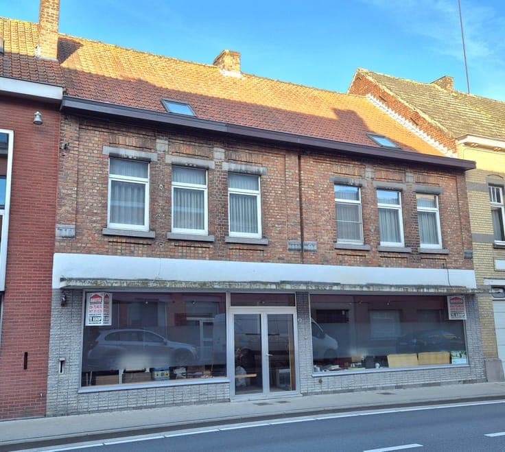 Zeer ruime burgerwoning in het centrum met polyvalente ru...