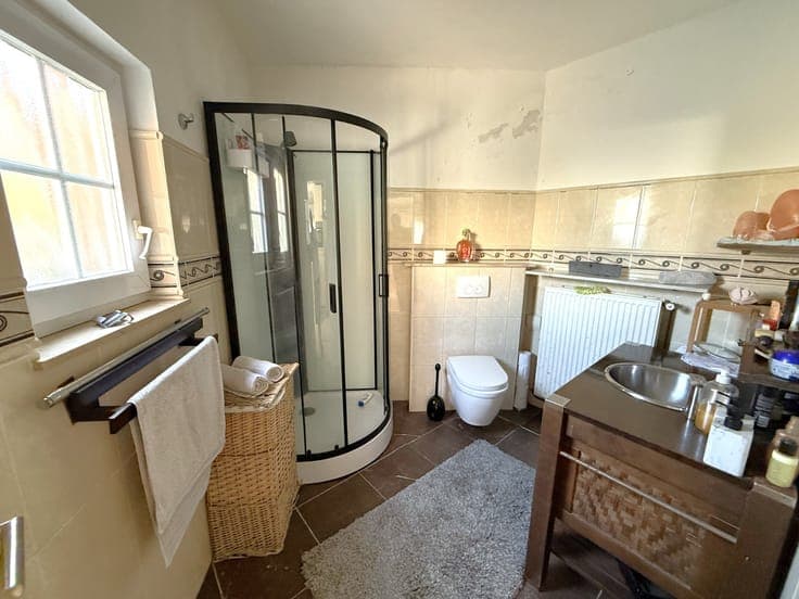 Charmante woning met zonnige tuin en dubbele garage op TO...
