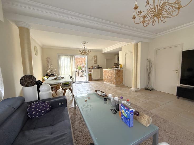 Charmante woning met zonnige tuin en dubbele garage op TO...