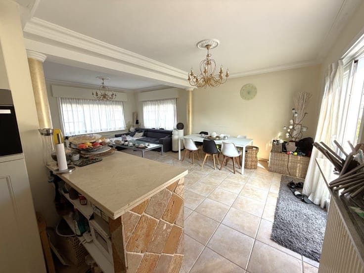 Charmante woning met zonnige tuin en dubbele garage op TO...