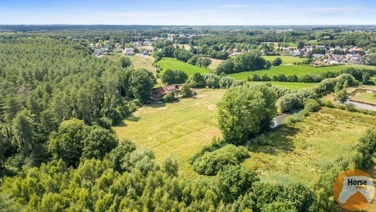TESSENDERLO - Uniek gelegen hoeve met schuren op 3ha76