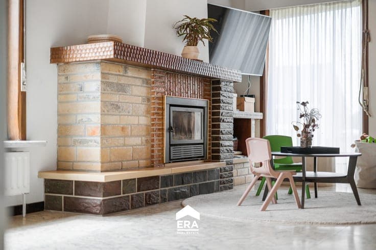 Detached home with field views in Adegem