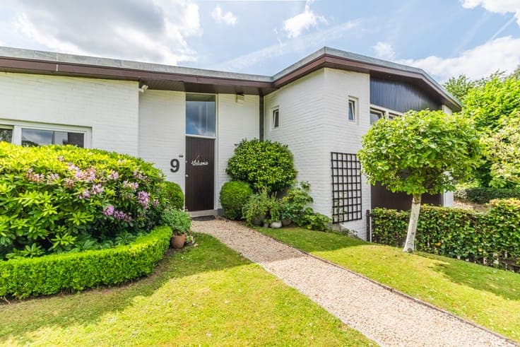 Superb modernist villa – Sept Fontaines Golf Club