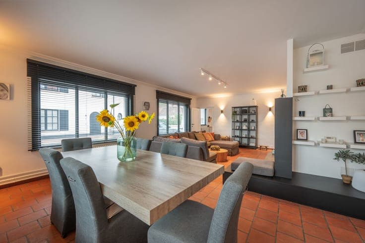 Charming corner house with stunning views over the polders a
