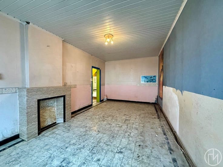 House in Cour-sur-Heure