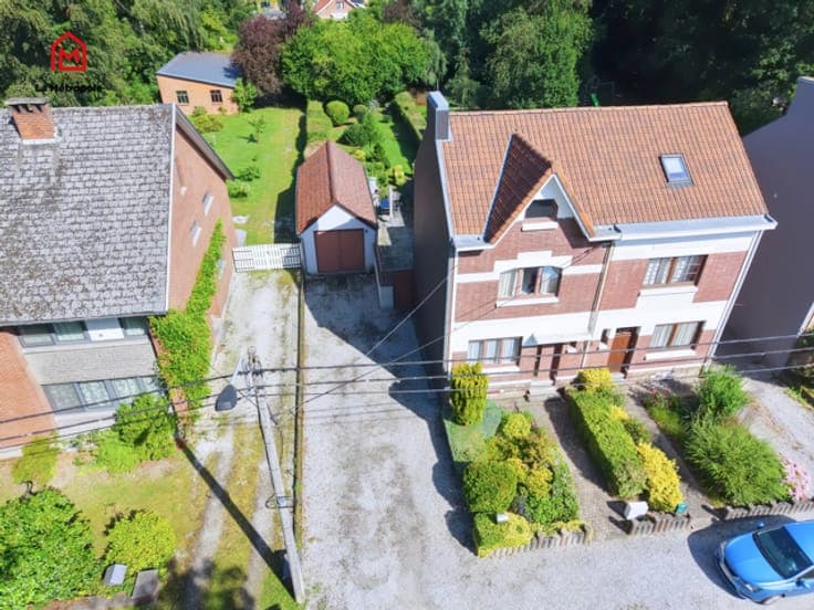 House in Montigny-le-Tilleul