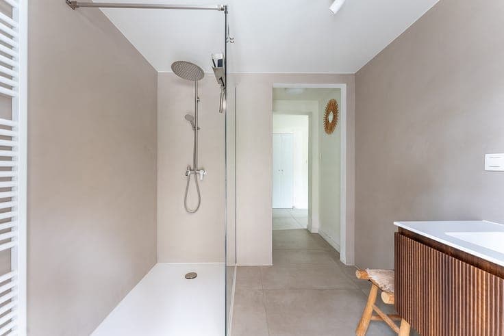 Vrijstaande woning op een ruim perceel (1850m²) te Zuienk...