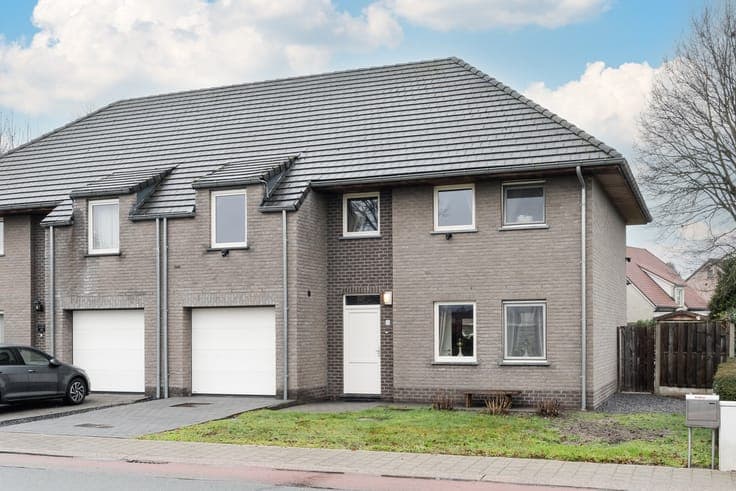 Zeer ruime en energiezuinige woning nabij het centrum van...