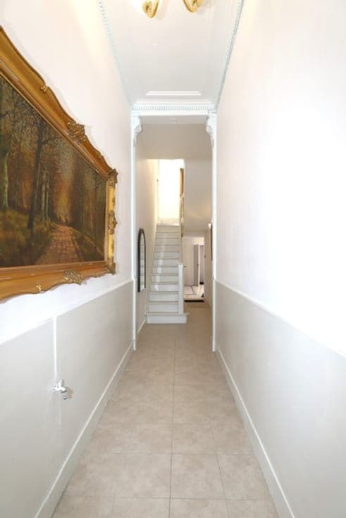 Ruime gezinswoning met 4 slaapkamers, hoge plafonds en st...