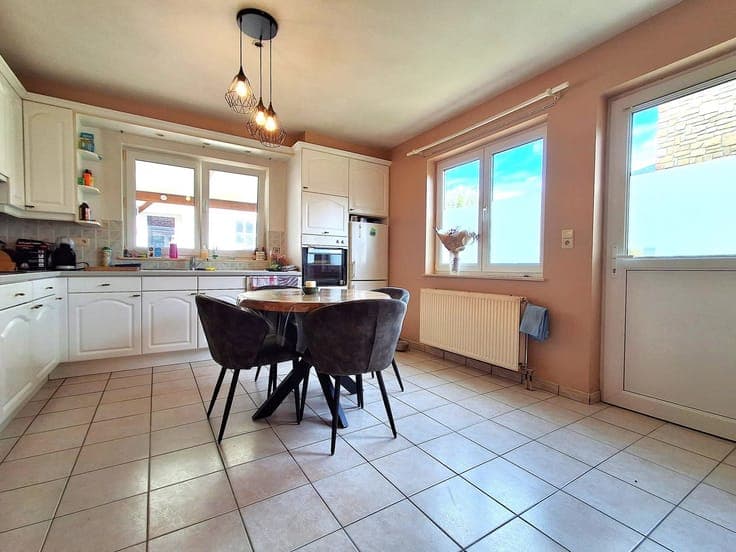 Sale - House Bassenge - 349,000 €