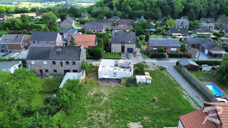TERRAIN AVEC PROJET DE CONSTRUCTION