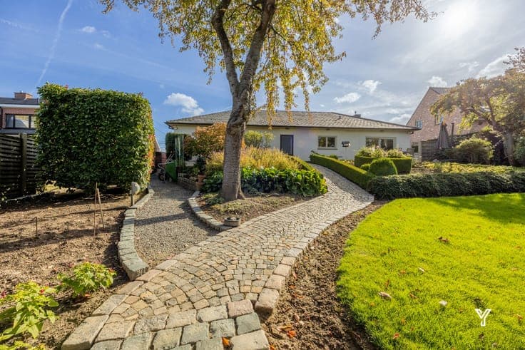 Charming Detached Villa in a Green and Quiet Environment
