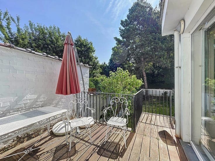 BOTANIQUE, MAISON DE MAÎTRE 6CH + JARDIN + GARAGE