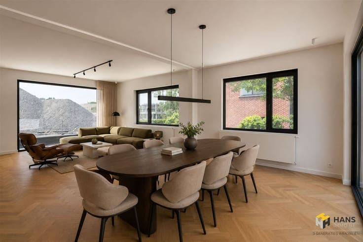 Kwalitatief gerenoveerde villa(380 m²) in Bonheiden
