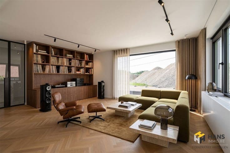 Kwalitatief gerenoveerde villa(380 m²) in Bonheiden