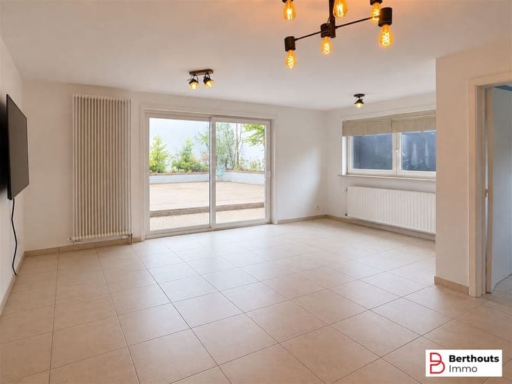 3-GEVEL WONING VLAKBIJ CENTRUM