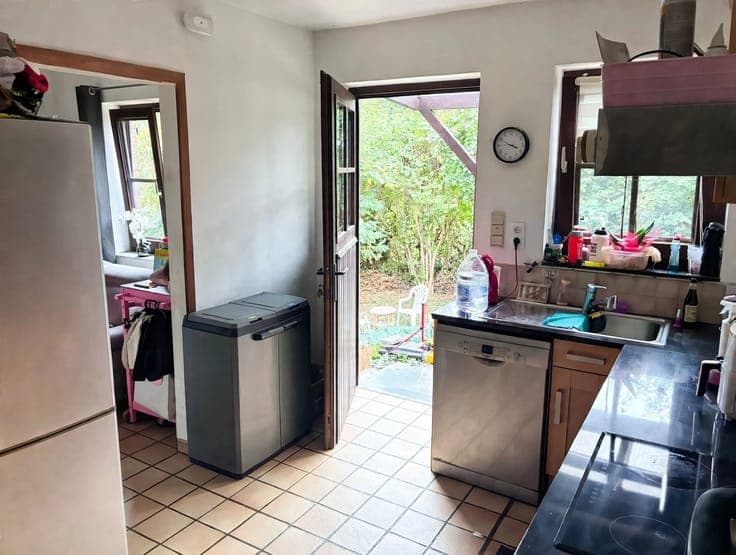 Villa for Sale in Jemeppe-sur-Sambre