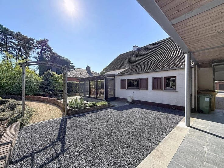 Sale - House Mol - 360,000 €
