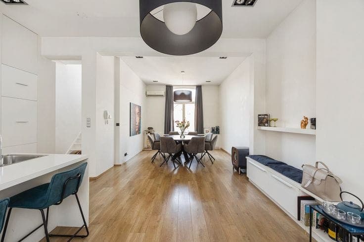 Wonen en werken in stijl: karaktervolle stadswoning met zon…