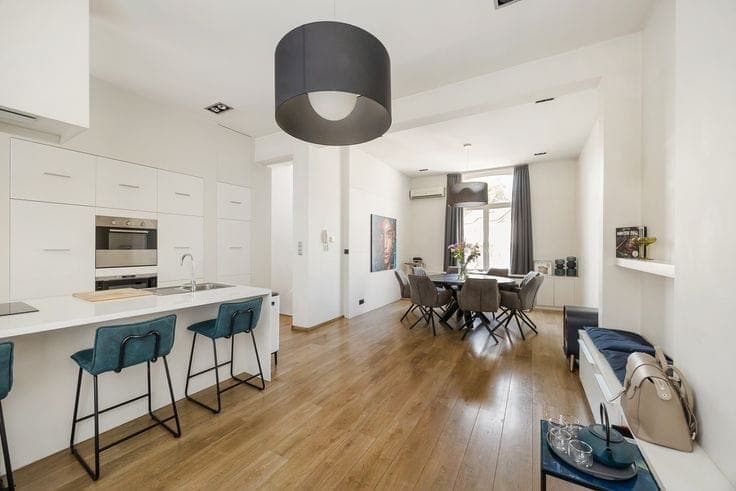 Wonen en werken in stijl: karaktervolle stadswoning met zon…