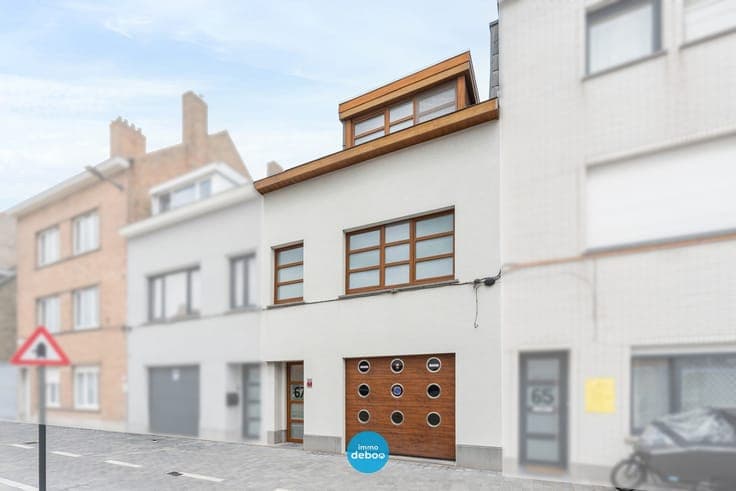 Ruime instapklare beletagewoning in Oostende