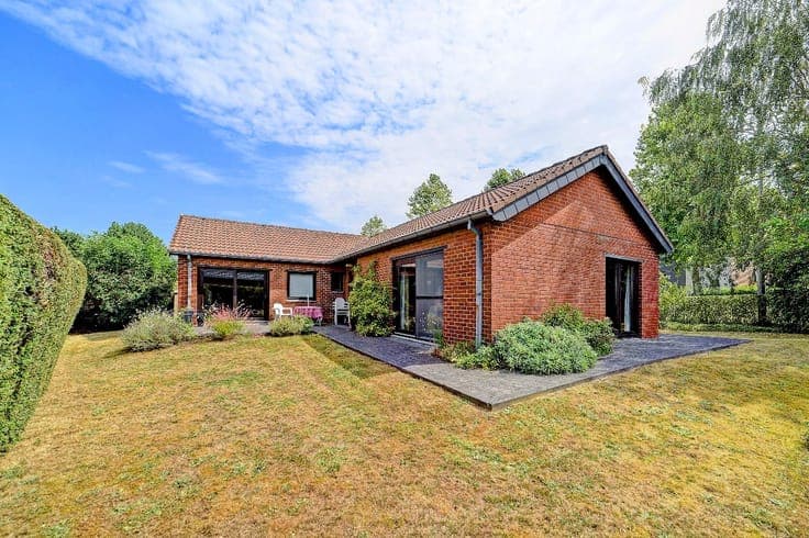 Single-storey home with garden in Overijse
