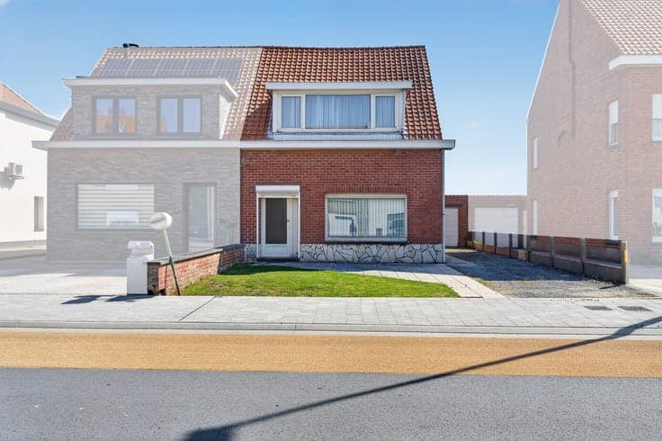 Renovation Project with Great Potential, Open Views and E...