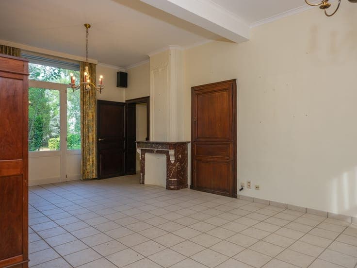 Pastorijwoning op perceel van 38a 50ca te Haaltert