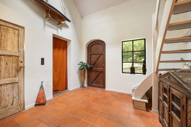 Exclusive estate with panoramic views in Lubbeek