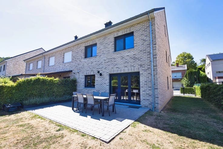 Sale - Village house Ivoz-Ramet - 455,000 €