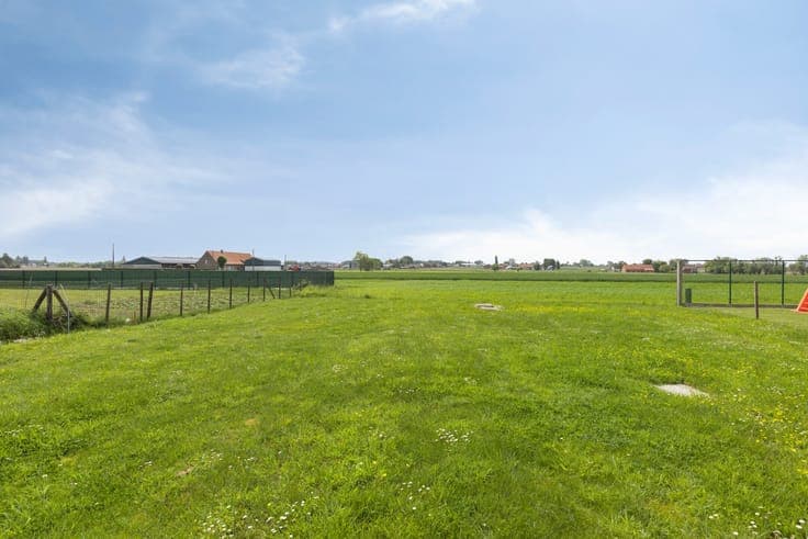 Ruime nieuwbouwwoning met landelijk karakter