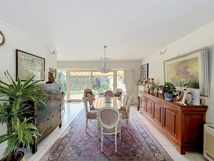 Alleenstaande villa met zuidgerichte tuin te Westende