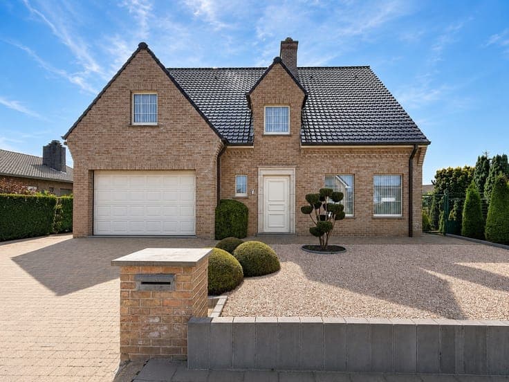 Alleenstaande villa met zuidgerichte tuin te Westende