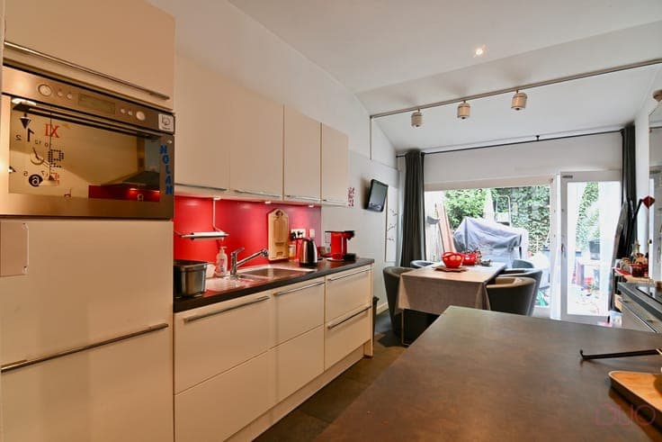 ***Unieke kans: opbrengsteigendom met 3 appartementen in ...